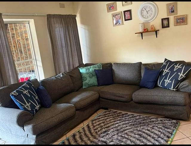 3 BEDROOM PROPERTY TO RENT IN BIRCHLEIGH NORTH